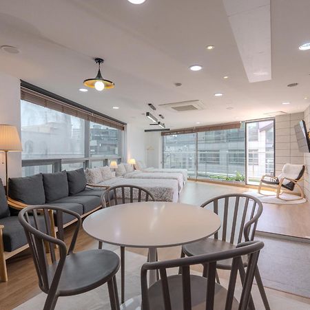Harmony Stay Seoul Exteriör bild